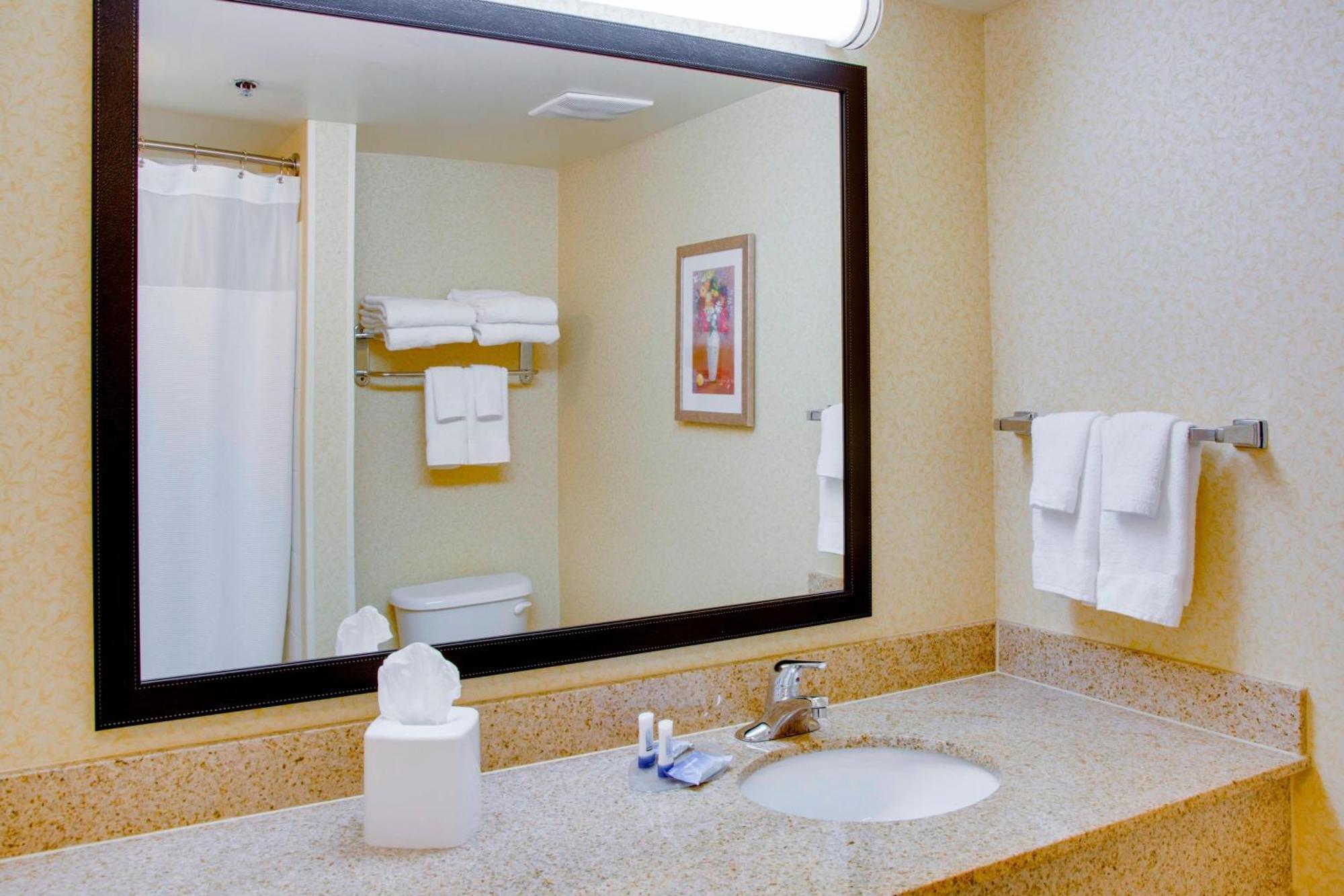 Fairfield Inn And Suites South Hill I-85 Eksteriør billede