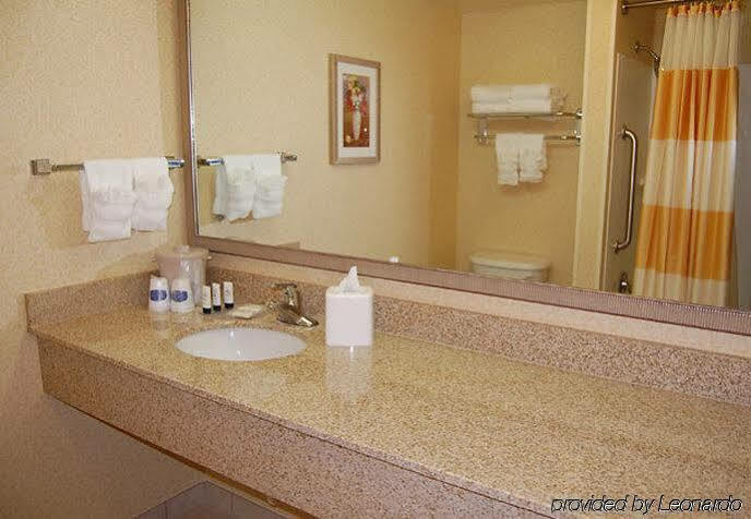 Fairfield Inn And Suites South Hill I-85 Eksteriør billede